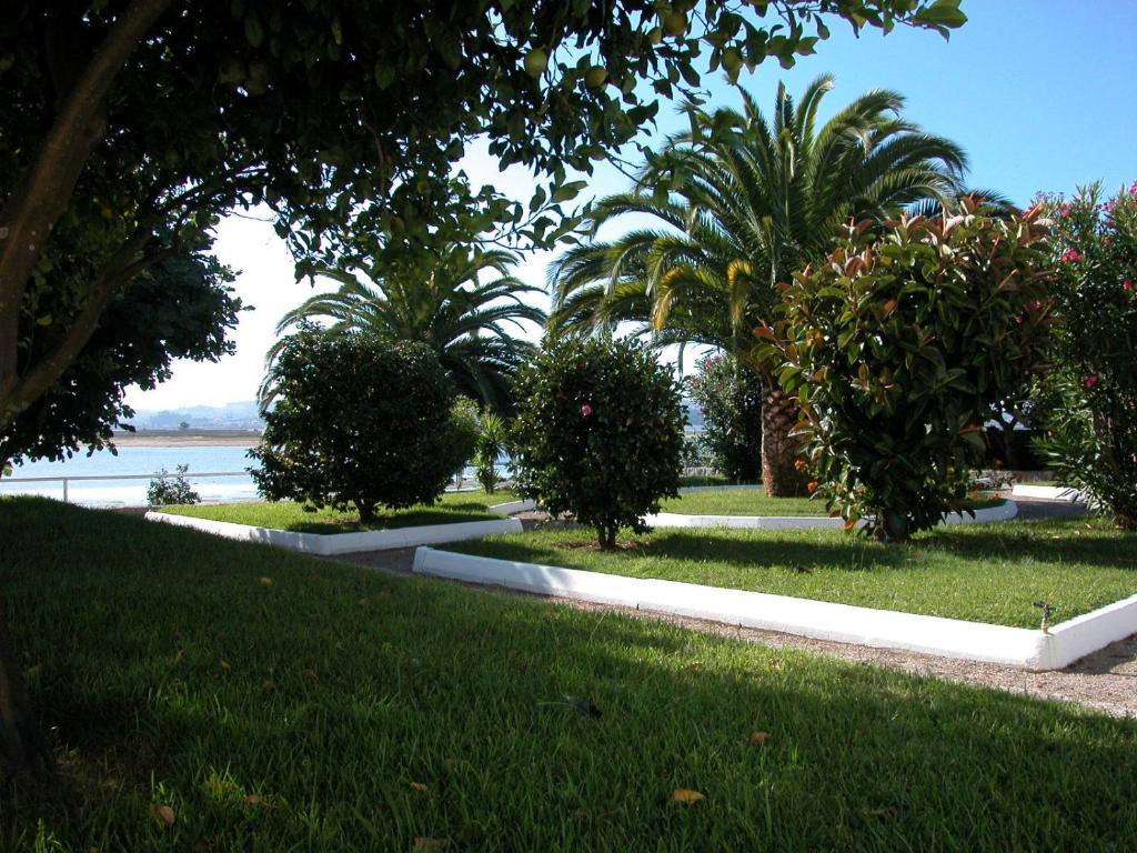 Hotel Touris Ardía Екстериор снимка